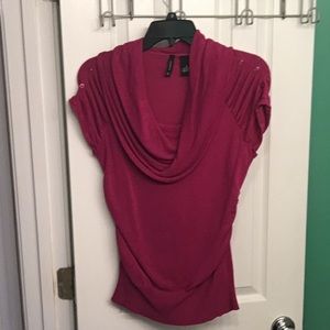 Sweater with scoop neck very professional